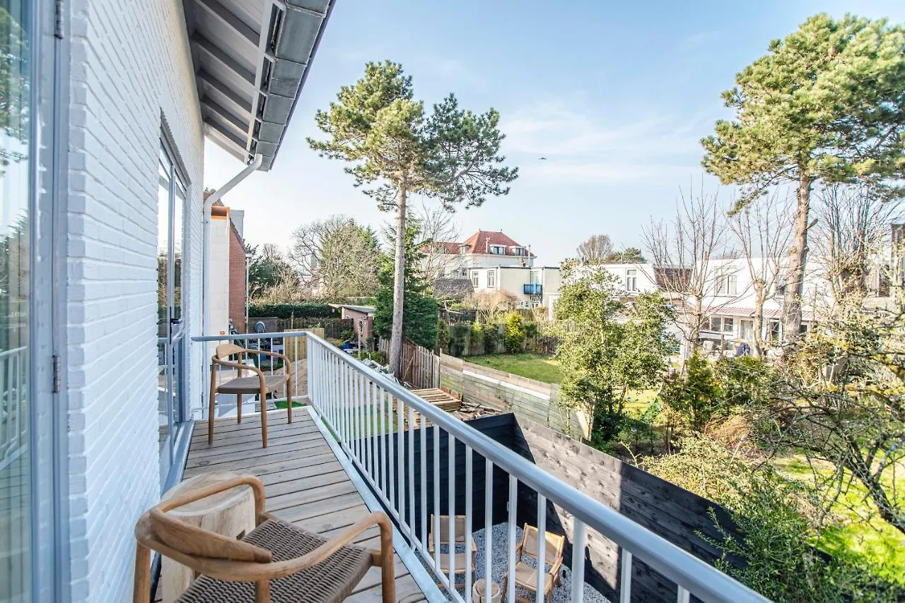 Gasthof Marley'S Beachhouse - Luxury Guest Room With Balcony Zandvoort