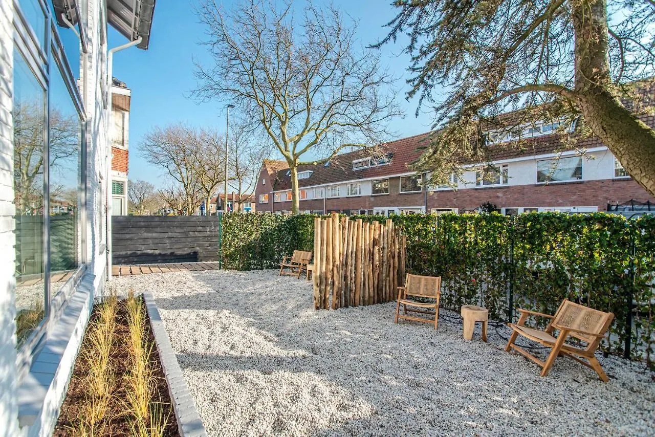Guest house Marley'S Beachhouse - Luxury Guest Room With Balcony Zandvoort